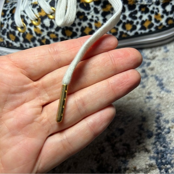 Converse Chuck Taylor All Star Velvet White & Gold Cheetah Print Sneakers Size 7 - Picture 9 of 11